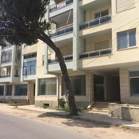 Апартаменты Arbi's Pool View